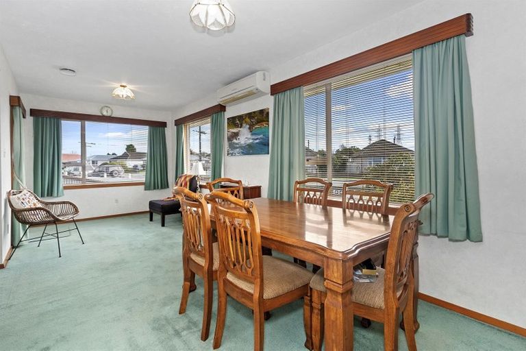 Photo of property in 122 Foremans Road, Islington, Christchurch, 8042
