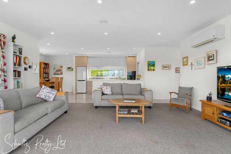 Photo of property in 70 Te Pahi River Drive, Paparoa, 0583