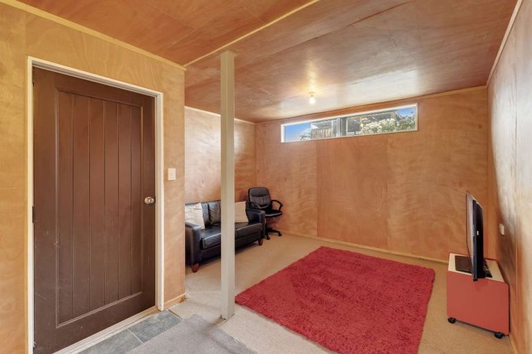 Photo of property in 8 Blagdon Road, Blagdon, New Plymouth, 4310