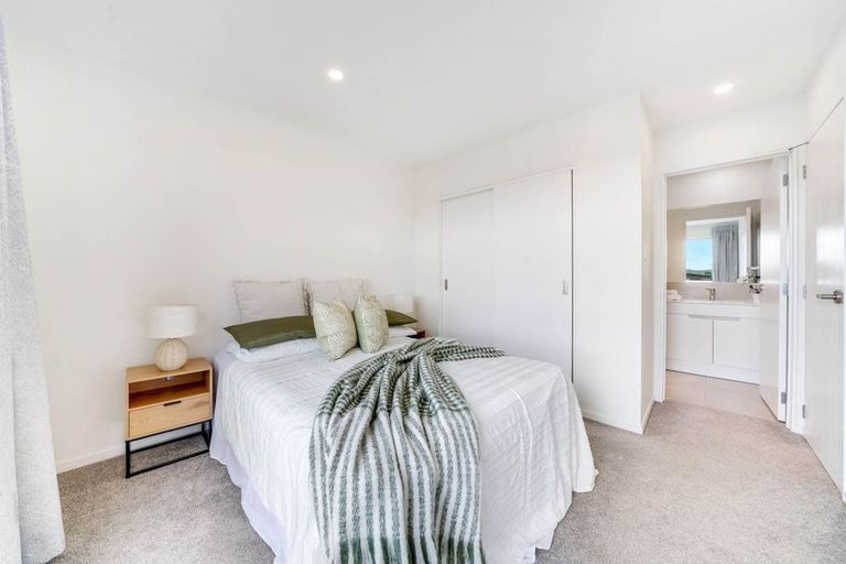 Photo of property in 34d James Street, Mangere East, Auckland, 2024