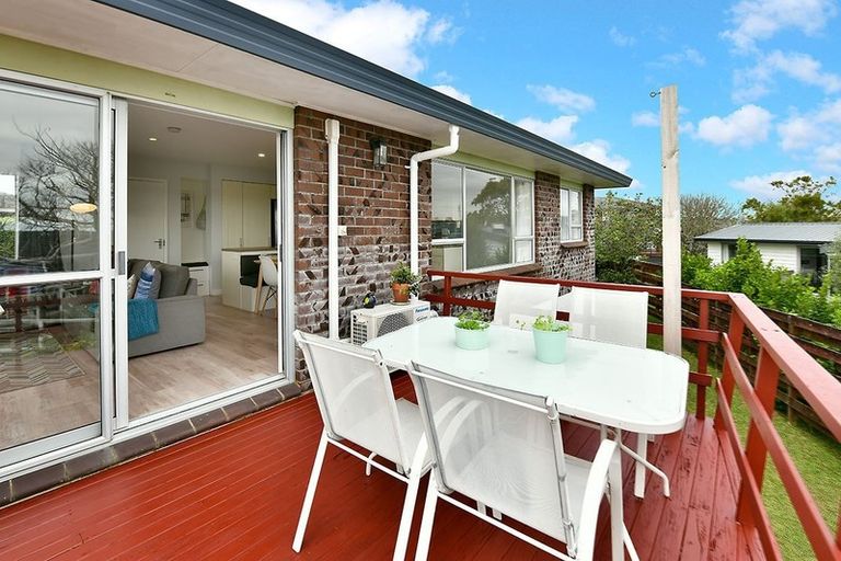 Photo of property in 33a Rosario Crescent, Red Beach, 0932
