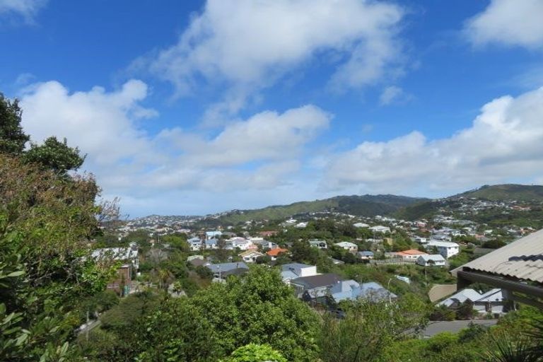 Photo of property in 38 Pembroke Road, Northland, Wellington, 6012