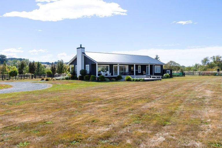 Photo of property in 72 River Road, Otane, Waipawa, 4271