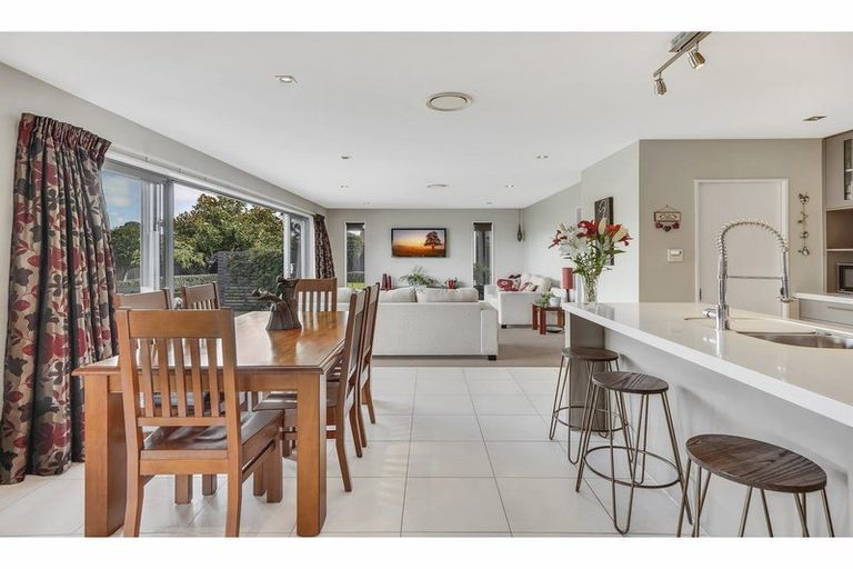 Photo of property in 27 Sovereign Boulevard, Kaiapoi, 7630