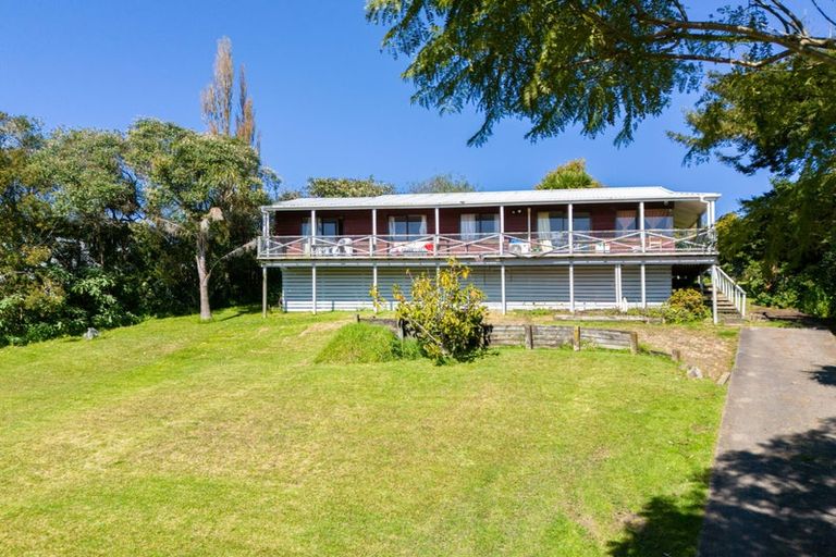 Photo of property in 61 Keegan Drive, Massey, Auckland, 0614