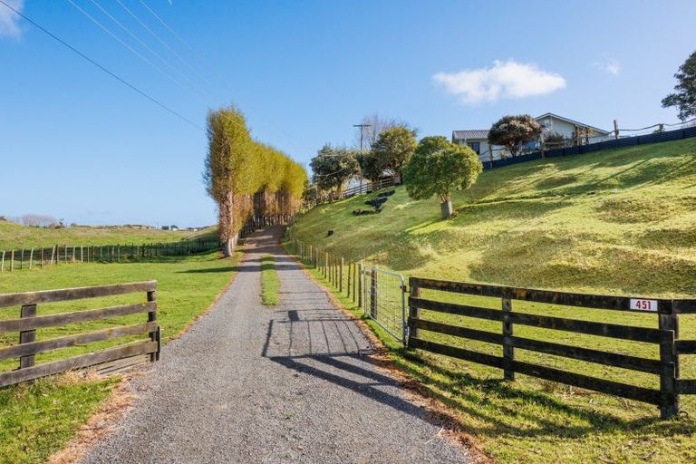 Photo of property in 451 Pyke Road, Glen Oroua, Palmerston North, 4477