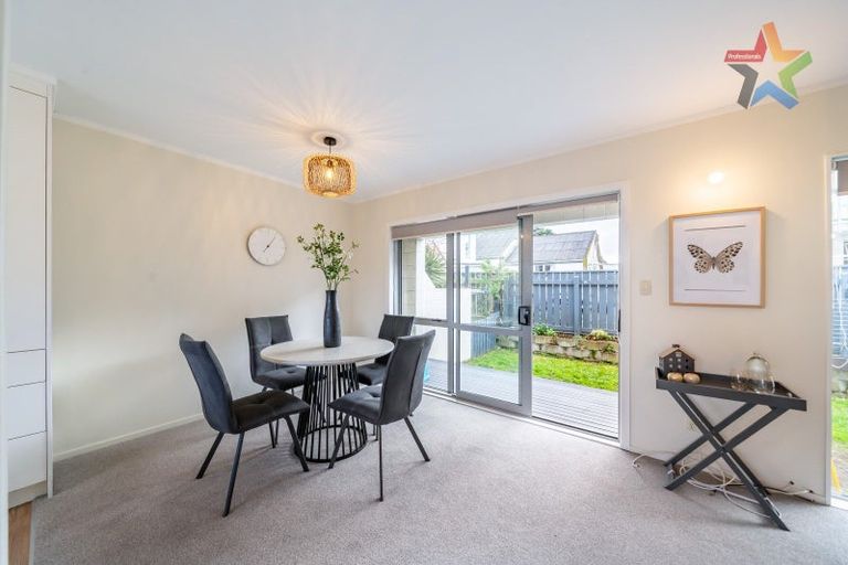 Photo of property in 74f4 Freyberg Street, Lyall Bay, Wellington, 6022