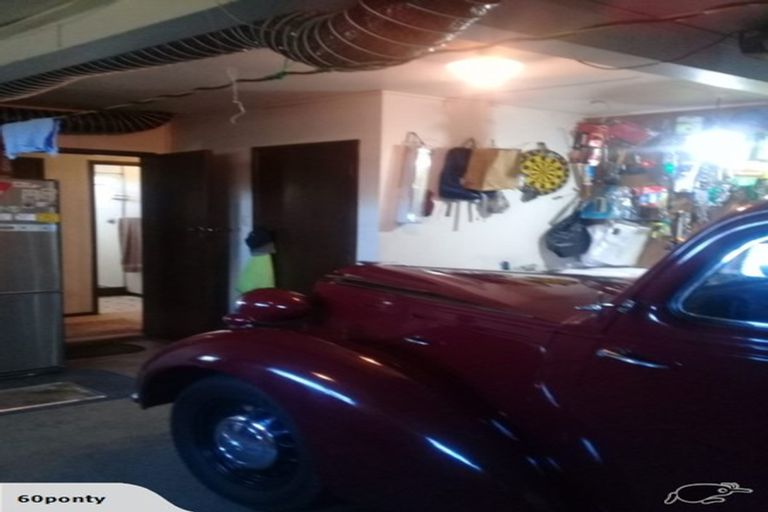 Photo of property in 11 Goodger Street, Waipukurau, 4200