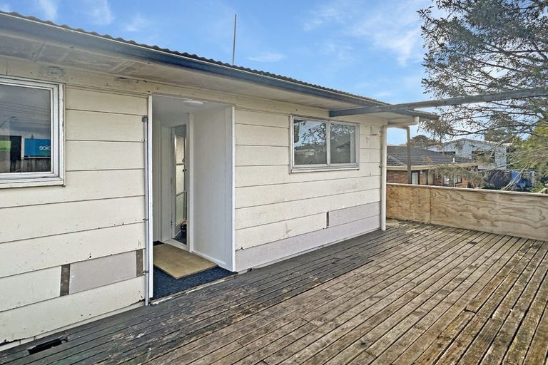 Photo of property in 7a Clayburn Road, Glen Eden, Auckland, 0602