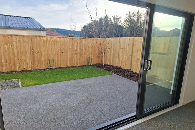 Photo of property in 9 Mamaku Place, Elderslea, Upper Hutt, 5018