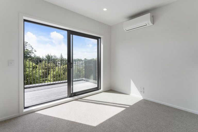 Photo of property in 11/28 Westgate Drive, Westgate, Auckland, 0614