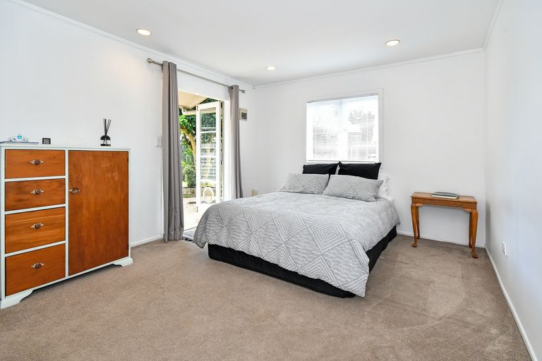 Photo of property in 11a Youngs Road, Papakura, 2110