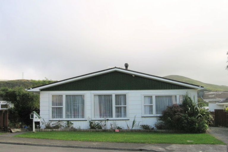 Photo of property in 22 Timaru Grove, Kelson, Lower Hutt, 5010