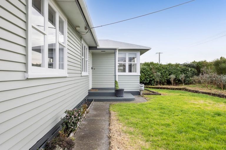 Photo of property in 5 Kepa Street, Ohawe, Hawera, 4671