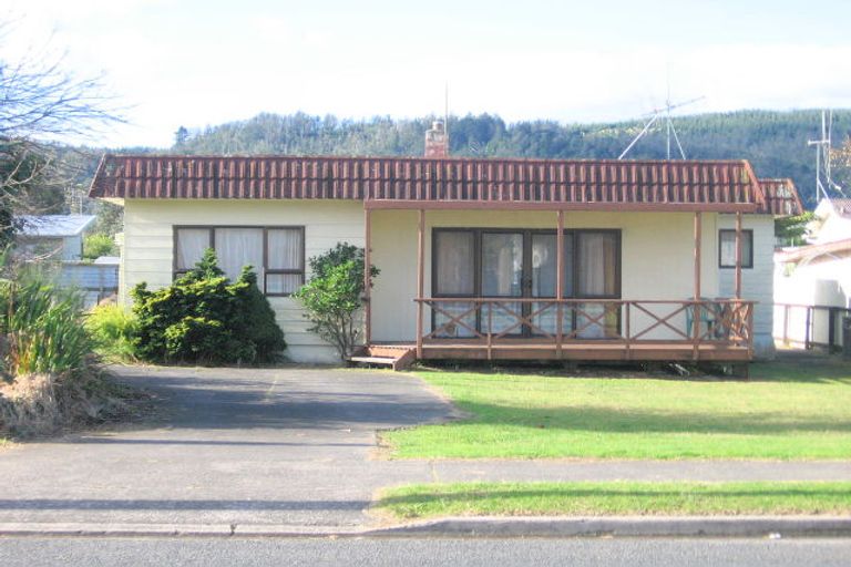 Photo of property in 220 Hetherington Road, Whangamata, 3620
