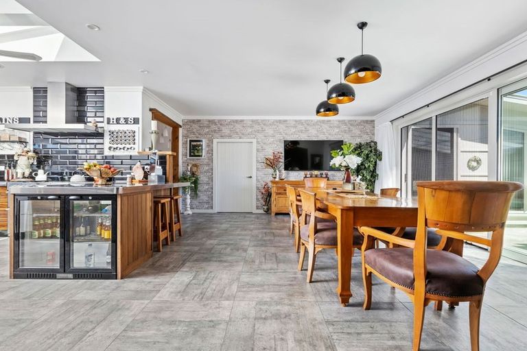 Photo of property in 24 Colville Street, Masterton, 5810