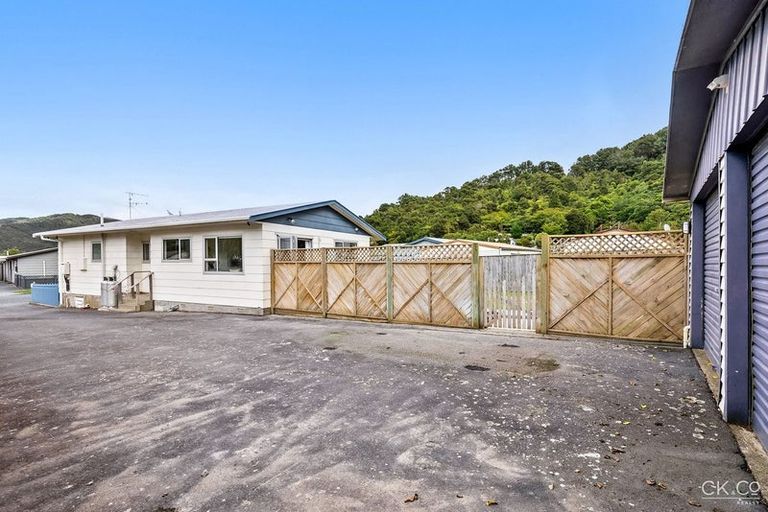 Photo of property in 3 Rakaia Grove, Wainuiomata, Lower Hutt, 5014