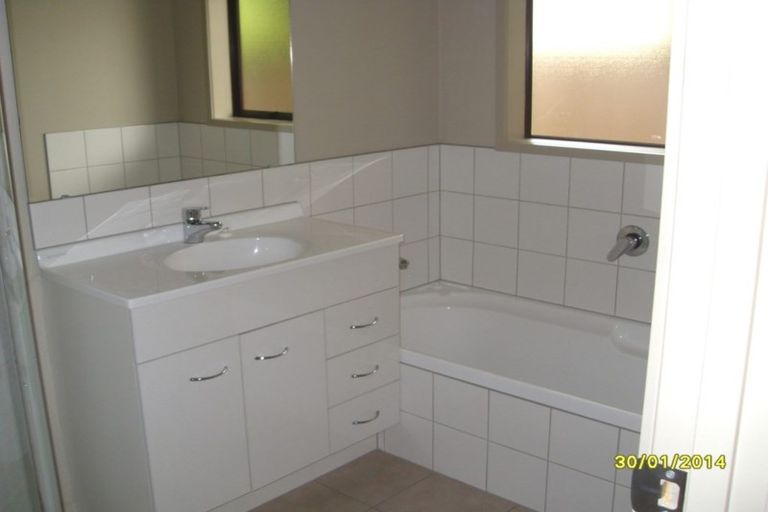 Photo of property in 6a Paterson Avenue, Pukekohe, 2120