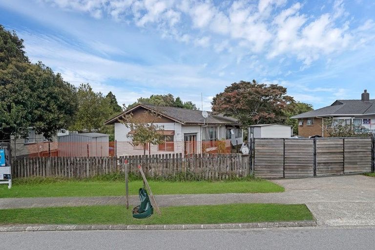 Photo of property in 7 Damian Way, Weymouth, Auckland, 2103