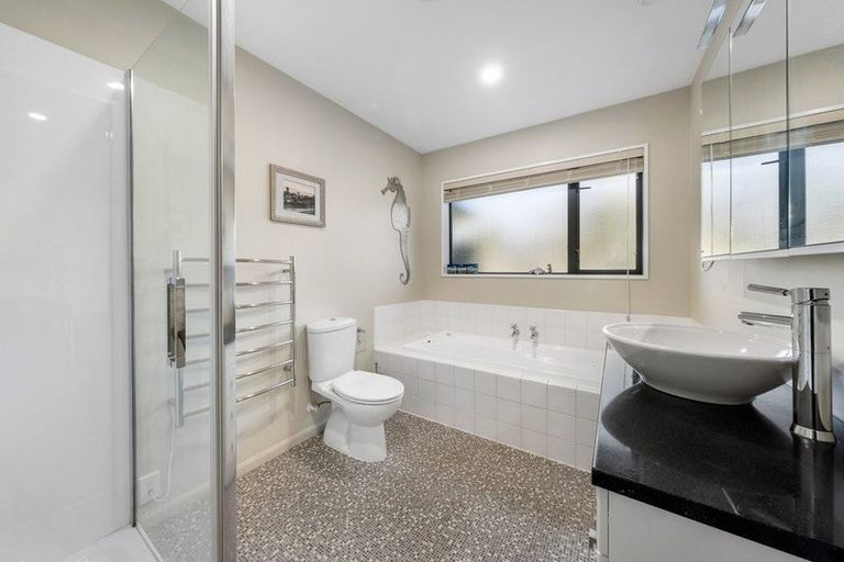 Photo of property in 17 Evergreen Place, Parklands, Christchurch, 8083