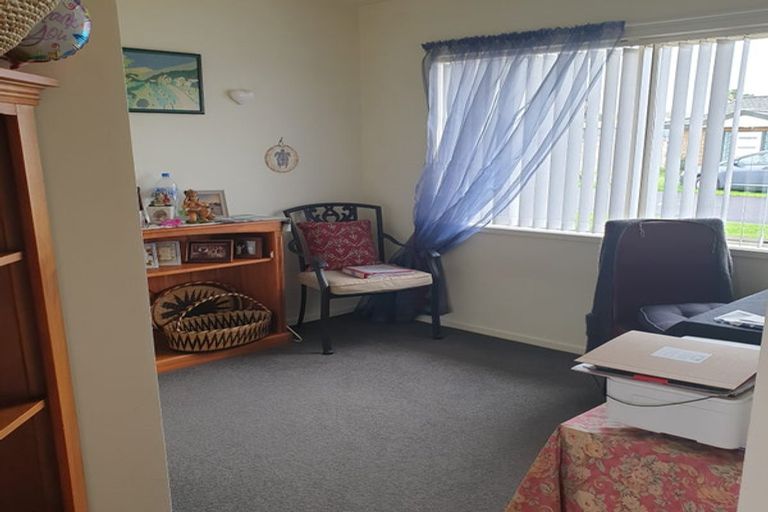 Photo of property in 11/15 O'sullivan Place, Waiuku, 2123