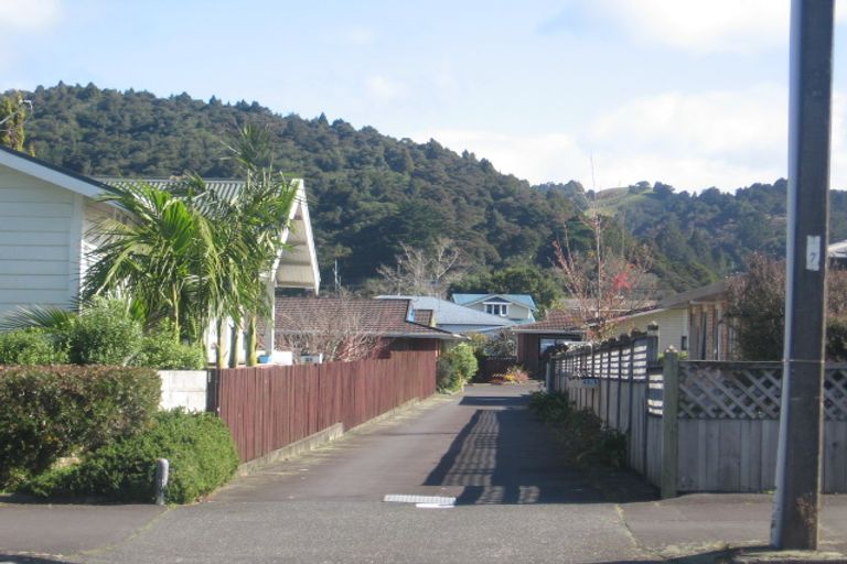 Photo of property in 43 Kamo Road, Regent, Whangarei, 0112