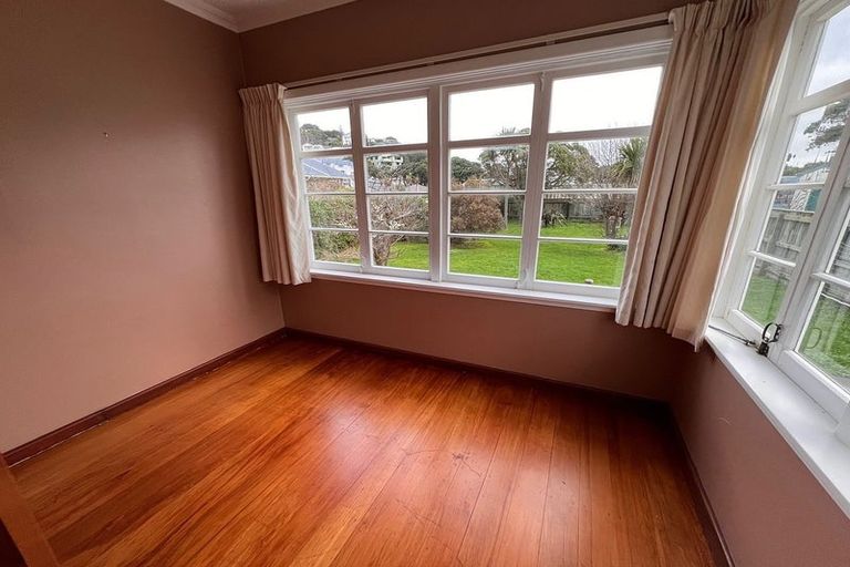 Photo of property in 16 Athens Street, Miramar, Wellington, 6022