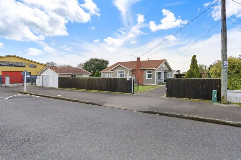 Photo of property in 30 Victoria Street, Levin, 5510