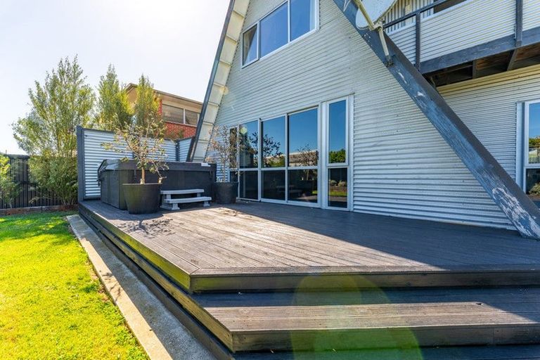 Photo of property in 54 Ranui Avenue, Waimataitai, Timaru, 7910