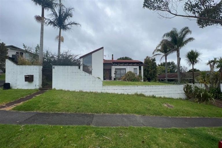 Photo of property in 96 Becroft Drive, Forrest Hill, Auckland, 0620