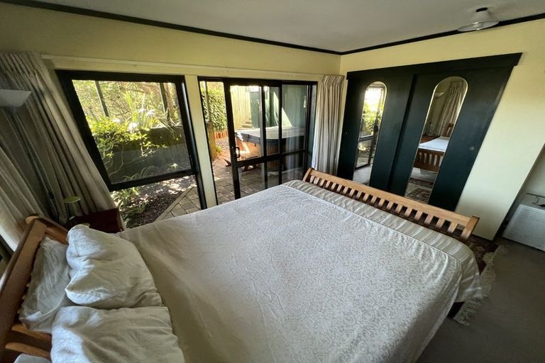 Photo of property in 15 Fraser Avenue, Johnsonville, Wellington, 6037