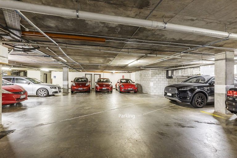 Photo of property in 17u3 Adelaide Road, Mount Cook, Wellington, 6021