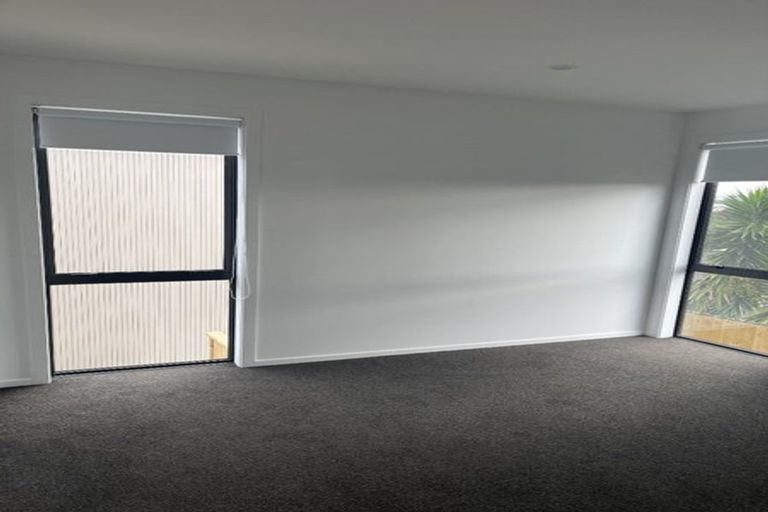 Photo of property in 9 Otaimako Place, Mangere, Auckland, 2022