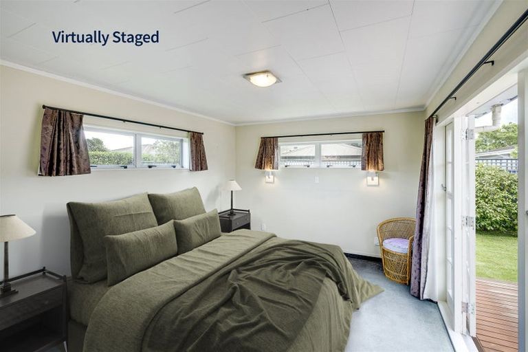 Photo of property in 2a Chester Place, Taradale, Napier, 4112