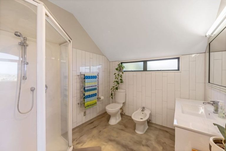 Photo of property in 1199 Whangaparaoa Road, Gulf Harbour, Whangaparaoa, 0930