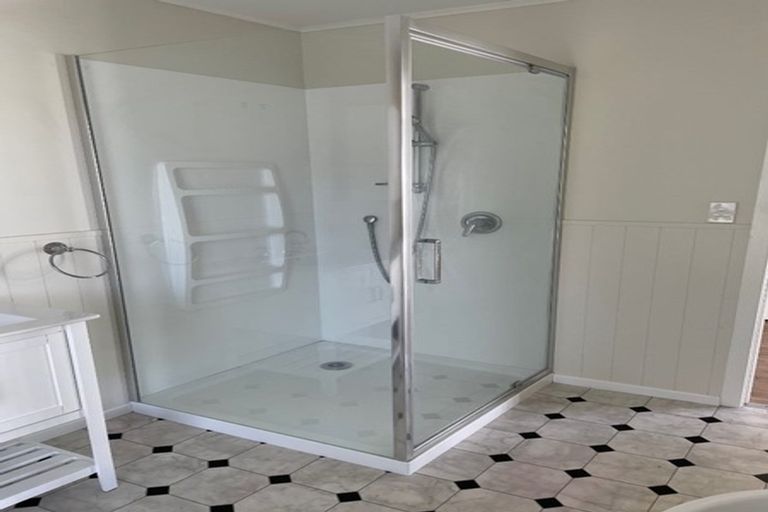 Photo of property in 5 Hamlet Place, Pukekohe, 2120