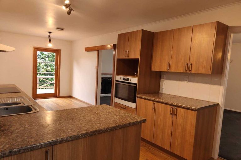Photo of property in 5 Iwiroa Terrace, Durie Hill, Whanganui, 4500