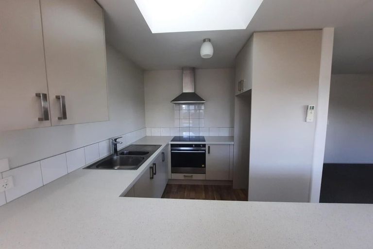 Photo of property in 2/182 Brougham Street, Sydenham, Christchurch, 8023