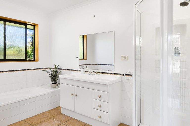 Photo of property in 39 Kew Road, Westport, 7825