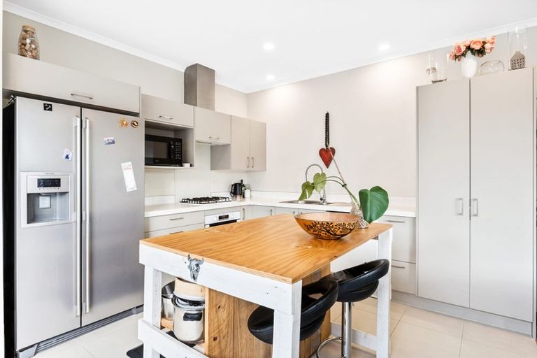 Photo of property in 30 Station Street, Hobsonville, Auckland, 0618