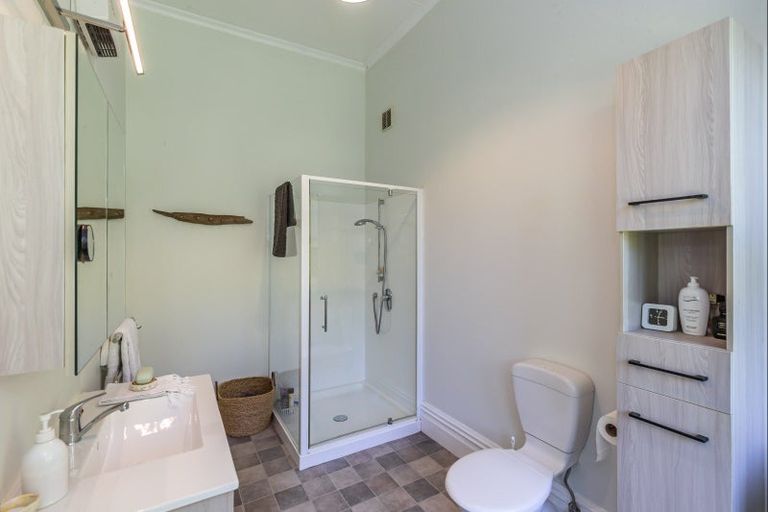 Photo of property in 803 Gladstone Road, Levin, 5571