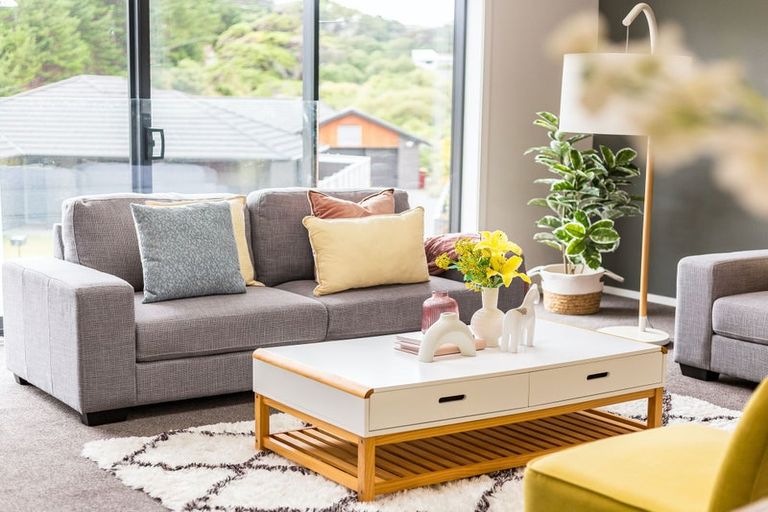 Photo of property in 8 Tradewinds Drive, Whitby, Porirua, 5024