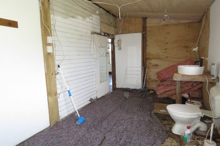 Photo of property in 3 Herald Street, Reefton, 7830