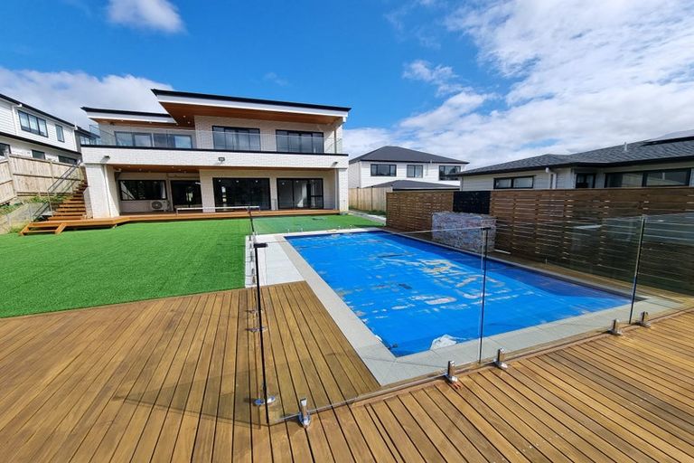 Photo of property in 14 Hing Street, Flat Bush, Auckland, 2019