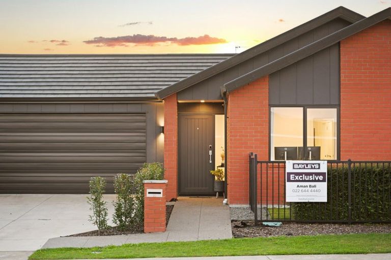 Photo of property in 15 Timatanga Road, Temple View, Hamilton, 3218
