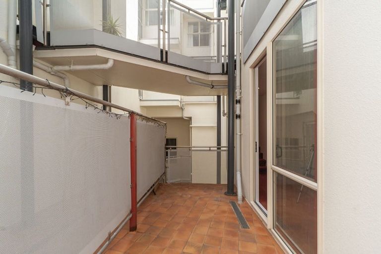 Photo of property in Sirocco Apartments, 616/8u Church Street, Wellington Central, Wellington, 6011