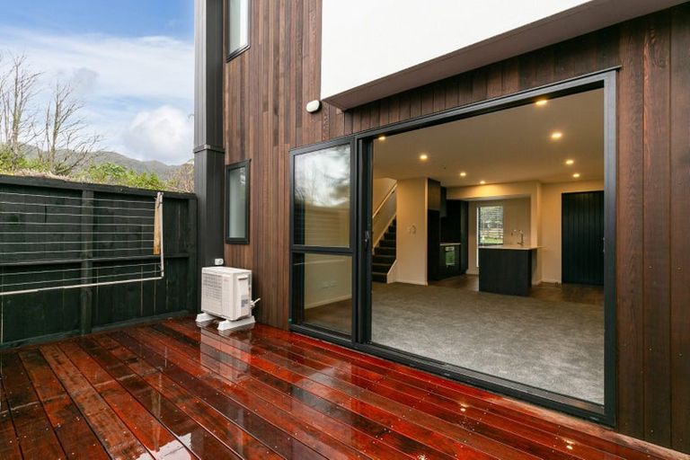 Photo of property in 12/28 Raukawa Street, Stokes Valley, Lower Hutt, 5019