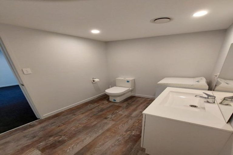 Photo of property in 138 Molesworth Street, New Plymouth, 4312