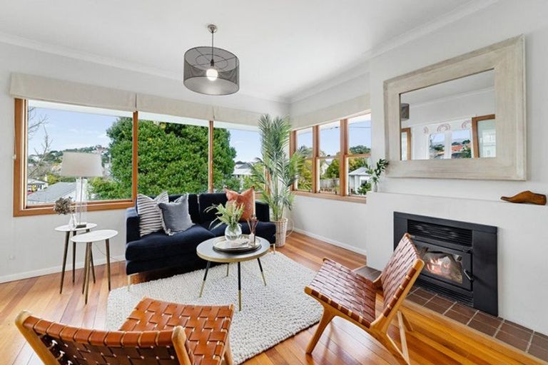 Photo of property in 45a Box Hill, Khandallah, Wellington, 6035