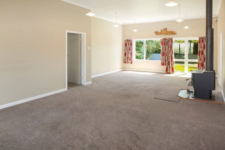 Photo of property in 67 Avenue Road, Foxton, 4814